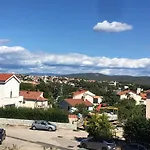 Tin Крк